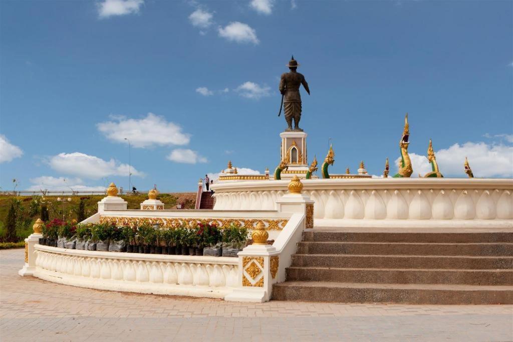 Отель Continental Plaza Vientiane Ban Nongdouang Экстерьер фото