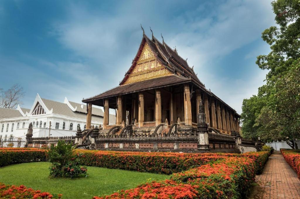 Отель Continental Plaza Vientiane Ban Nongdouang Экстерьер фото