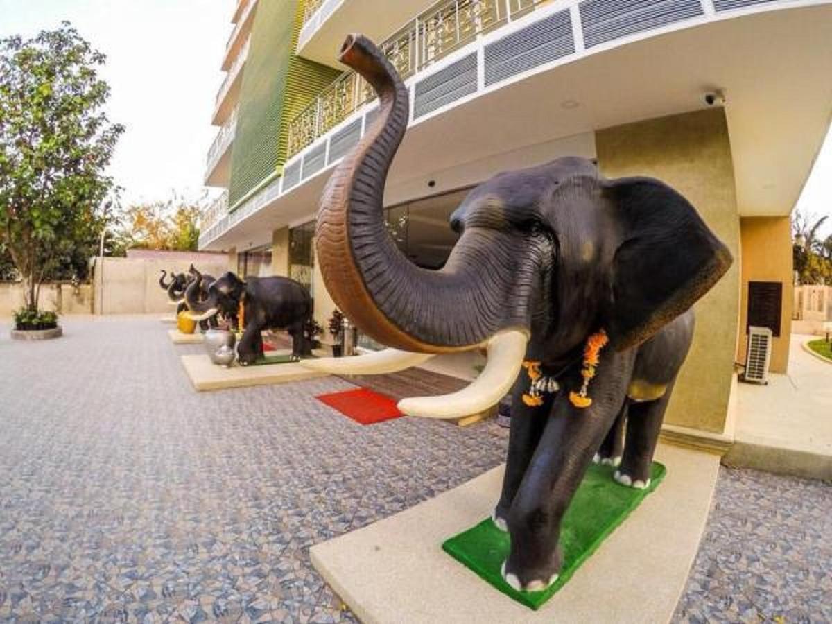 Отель Continental Plaza Vientiane Ban Nongdouang Экстерьер фото
